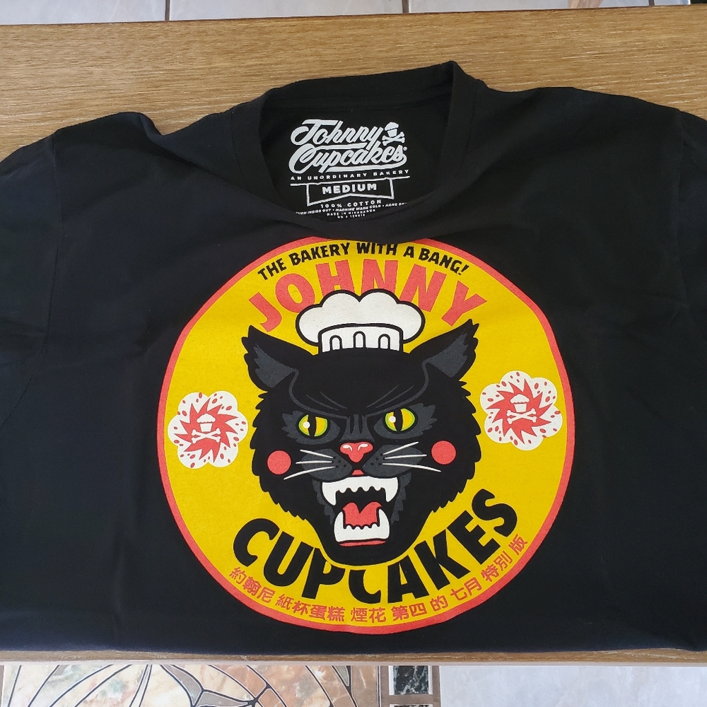 Johnny Cupcakes Tshirt